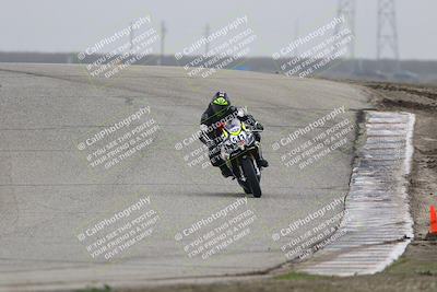 media/Nov-29-2025-TrackDaz (Sat) [[10ae2d9bce]]/A Group/Session 3 (Outside Grapevine)/